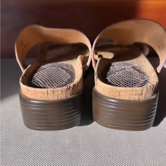 DONALD PLINER Fania Metallic Bronze Python Print Leather Platform Sandals Sz 9.5 - Picture 12 of 16